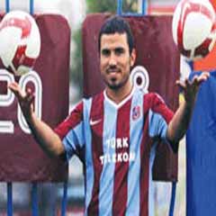Tehditlere aldırmadı Trabzon'a imzayı attı