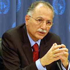 Çin'den dini haklara saygı istedi