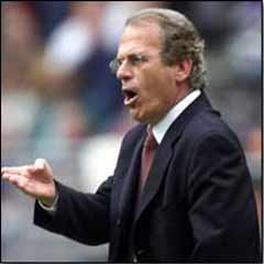 Mustafa Denizli futboldan kopamadı