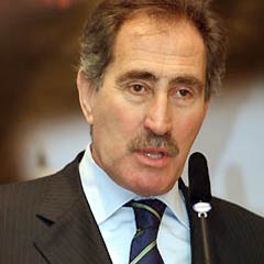 Bakan Günay Çin'de 