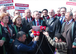 İyi halsizliğin faturası 'darbeci baro'nun!