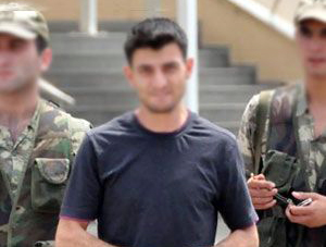 Astsubay ve askerler karakolun çatısında esrar kurutmuş!