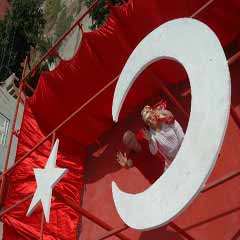 İsrail'i protesto için bakın ne yaptı