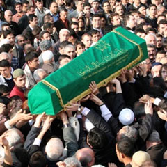 Şehit Furkan Kayseri'de binlerce kişiyle karşılandı