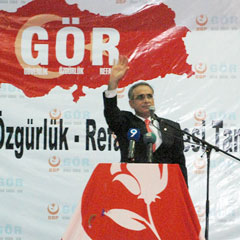 Topçu: Hukuk önünde hesap vermeli...