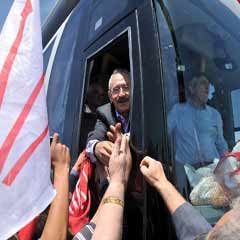 Kılıçdaroğlu şehir turu attı