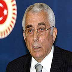 Ali Topuz'dan Gürsel Tekin'e tepki