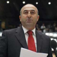 Çavuşoğlu Karadağ'a gitti