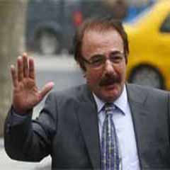 Ferdi Tayfur hastaneye kaldırıldı