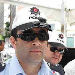 Polisin kameralı şapkaları