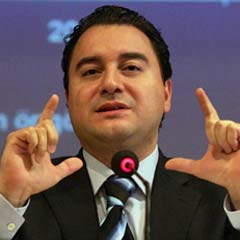 Babacan Yunanistan'a gidecek