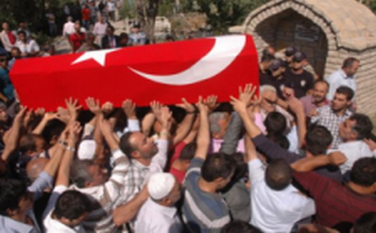 Kur'an Kursu yolunda pusu