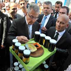 Baykal keyif çatıyor!