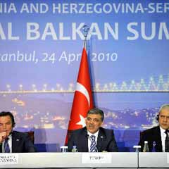 Gül'ün üçlü zirve yorumu!