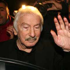 İlhan Selçuk evindeymiş