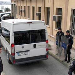 Balyoz soruşturmasında 3 tahliye