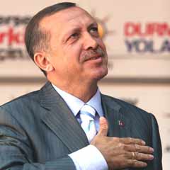 Erdoğan, Eroğlu'nu tebrik etti