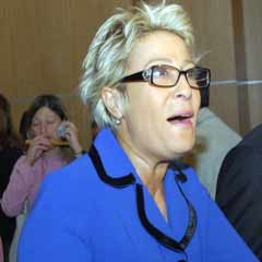 Paksüt'e takip davası başladı