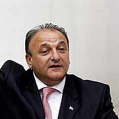 Vural yine hükümete çattı!