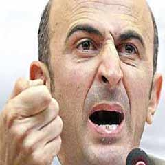 Emin Ağa yerini buldu!
