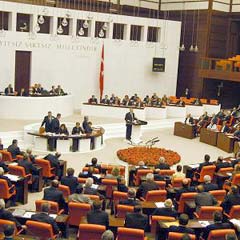 Anayasa paketinde değişiklik talebi