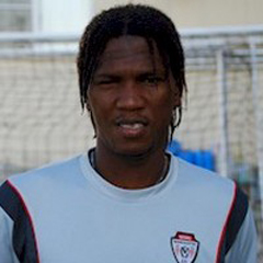 Manisasporlu futbolcu ölümden döndü