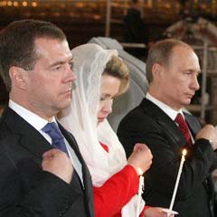 Medvedev ve Putin'den ortak açıklama