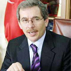 Şener, Başbakan'ın ABD'ye gitmesini eleştirdi