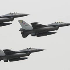 Ege'de Türk uçaklarına önleme  