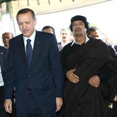 Erdoğan, Kaddafi ile görüştü