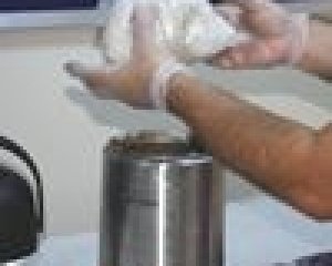 Termos içerisinde 2 kilo 14 gram eroin ele geçirildi  