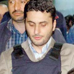 Arslan duruşmaya maskeyle geldi