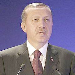Erdoğan'dan Rize Valiliği'ne makam aracı