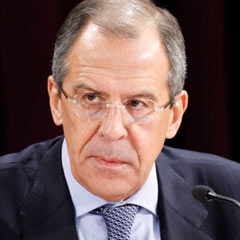 Lavrov: Clinton havada ikmal yapıyor   