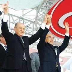 Bahçeli hem savcı oldu, hem de hakim!