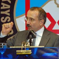 Dinçer: Gençlerimizin altın bileziği yoksa...