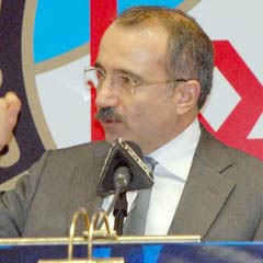 Bakan Dinçer'den gençlere tavsiye