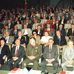 Özbek Genelkurmay brifinginde
