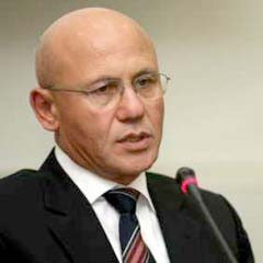 Clinton, Talat'ı ABD'ye davet etti
