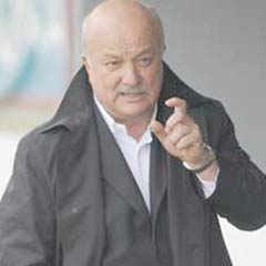 Şener: Yarışı bırakmamalıyız