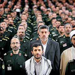 İran'ın son hamlesini uydudan gördüler!