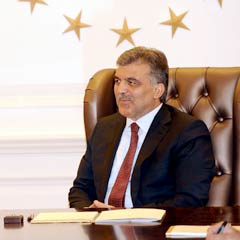 Gül: Ermeni tasarısını değerlendirdi