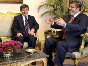 Davutoğlu Mısır Cumhurbaşkanı'yla görüştü