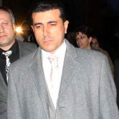 Şanal'a moral yemeği
