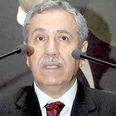 Arınç: Hayatta tek başına iktidar olamaz
