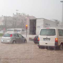 Antalya'da 15 milyon TL zarar var