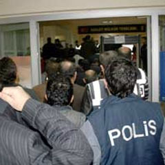 İstanbul'da askere suikast: 9 gözaltı