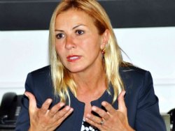 TÜSİAD Cumhuriyet ve Taraf'ı pişti yaptı