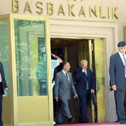 Başbakanlık'ta sürpriz görüşme