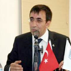 Bakan Yılmaz: Siyasetimizin ekseninde insan var